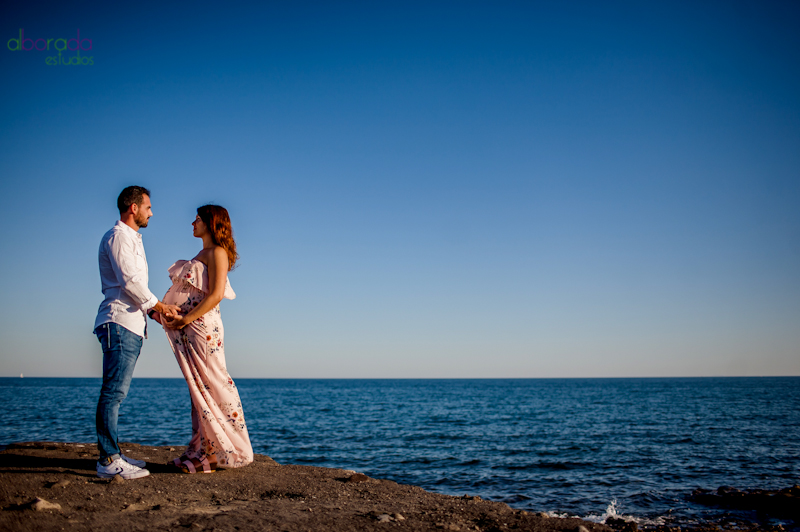 reportajes de embarazo,reportajes bebes valenciajavier sierra fotógrafos boda valencia reportajes de boda-reportajes bebes valencia- fotos newborn valencia-alborada-estudios