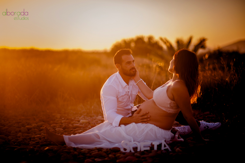 reportajes de embarazo,reportajes bebes valenciajavier sierra fotógrafos boda valencia reportajes de boda-reportajes bebes valencia- fotos newborn valencia-alborada-estudios